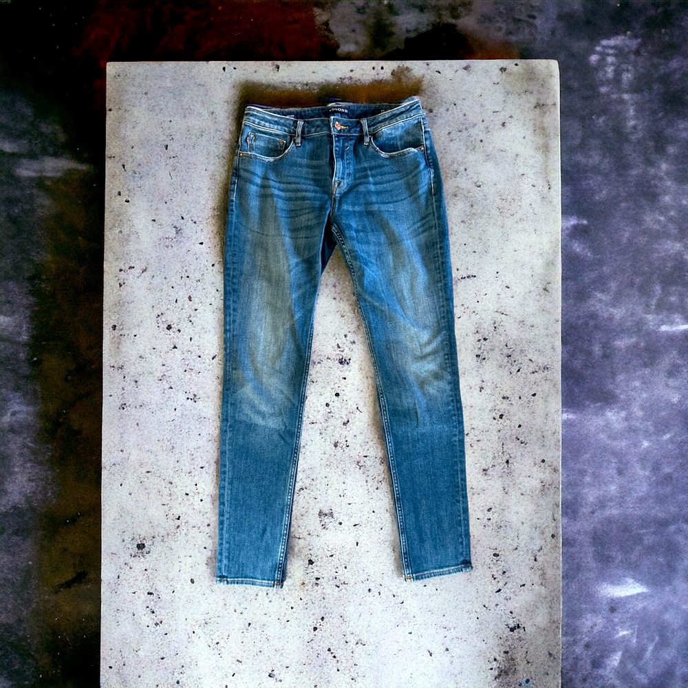 Whisker Wash Vigoss Jeans